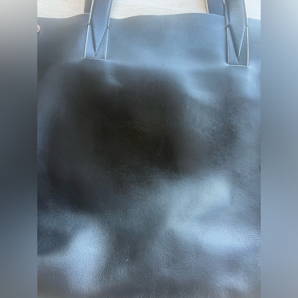 Vince Signature Collection East/West Italian Leather Tote in Black/White - Picture 11 of 17